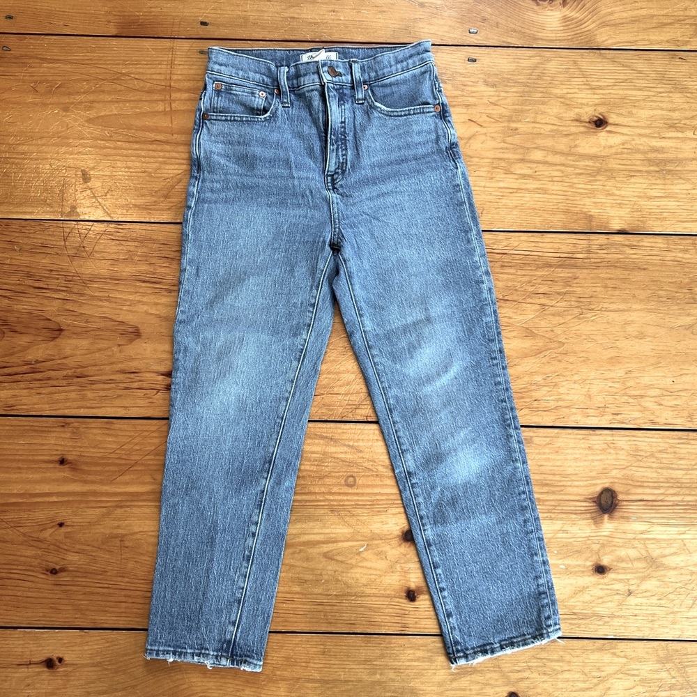 Madewell Classic Straight Jean - Size 25